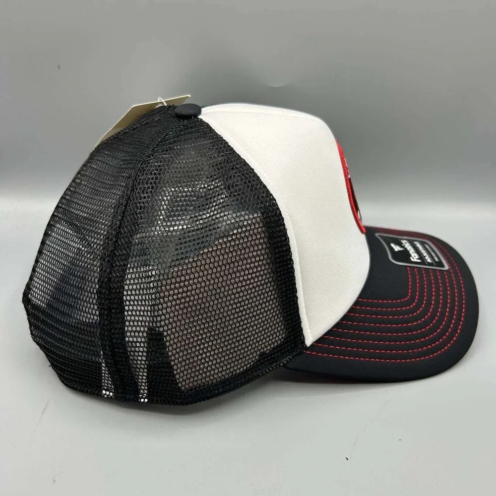 Chicago Blackhawks Trucker Hat Men White Black NHL Fanatics Snap Back Cap New
